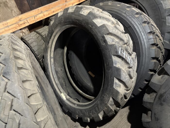 <font color='#da2127' font size ='2'><b>13.00X33.5 Titan OTR Tire G-2 LSWG8L 12-Ply </font></b><br><font size ='1' color='grey'>CONDITION: </font><font size ='2'>New-Take-Off<br><font size ='1' color='grey'>TREAD DEPTH:</font><font size ='2'>  29/32nds<br><font size ='1' color='grey'>DETAILS:</font><font size ='2'> Clean, Sidewall Spot<br><font size ='1' color='grey'>REF #:</font><font size ='2'> G14413<br><font size ='1' color='grey'>LOCATION:</font><font size ='2'> St. Louis, MO