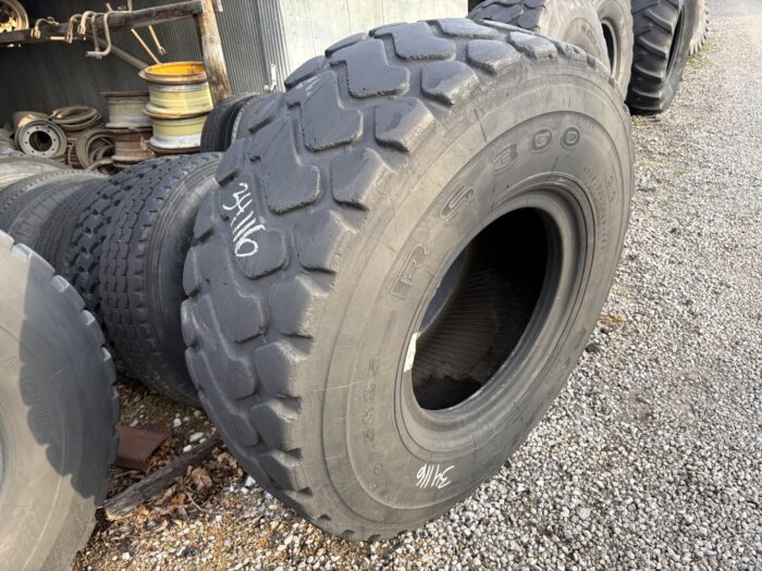 <font color='#da2127' font size ='2'><b>20.5R25 Prime-X OTR Tire E-3 RS300 2-Star </font></b><br><font size ='1' color='grey'>CONDITION: </font><font size ='2'>Used<br><font size ='1' color='grey'>TREAD DEPTH:</font><font size ='2'>  19/32nds<br><font size ='1' color='grey'>DETAILS:</font><font size ='2'> Clean, Sidewall Spot<br><font size ='1' color='grey'>REF #:</font><font size ='2'> G34116<br><font size ='1' color='grey'>LOCATION:</font><font size ='2'> St. Louis, MO
