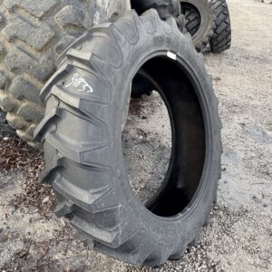 <font color='#da2127' font size ='2'><b>15.5X38 Harvest King OTR Tire R-1W  Harvest King Field Pro 8-Ply </font></b><br><font size ='1' color='grey'>CONDITION: </font><font size ='2'>New<br><font size ='1' color='grey'>TREAD DEPTH:</font><font size ='2'>  38/32nds<br><font size ='1' color='grey'>DETAILS:</font><font size ='2'> Unused<br><font size ='1' color='grey'>REF #:</font><font size ='2'> G34837<br><font size ='1' color='grey'>LOCATION:</font><font size ='2'> St. Louis, MO