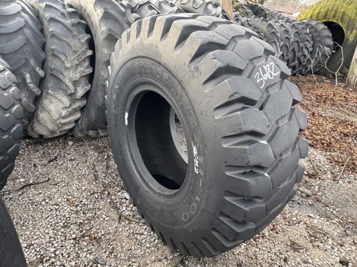 <font color='#da2127' font size ='2'><b>20.5X25 Galaxy OTR Tire E-3 L-3 EXR300 16-Ply </font></b><br><font size ='1' color='grey'>CONDITION: </font><font size ='2'>Used<br><font size ='1' color='grey'>TREAD DEPTH:</font><font size ='2'>  28/32nds<br><font size ='1' color='grey'>DETAILS:</font><font size ='2'> Clean, Sidewall Spot, 3-Nail Patch<br><font size ='1' color='grey'>REF #:</font><font size ='2'> G36182<br><font size ='1' color='grey'>LOCATION:</font><font size ='2'> St. Louis, MO