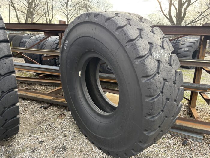 24.00R35 Maxam OTR Tire E-4 MS401 2-Star CONDITION: UsedTREAD DEPTH: 24 ...
