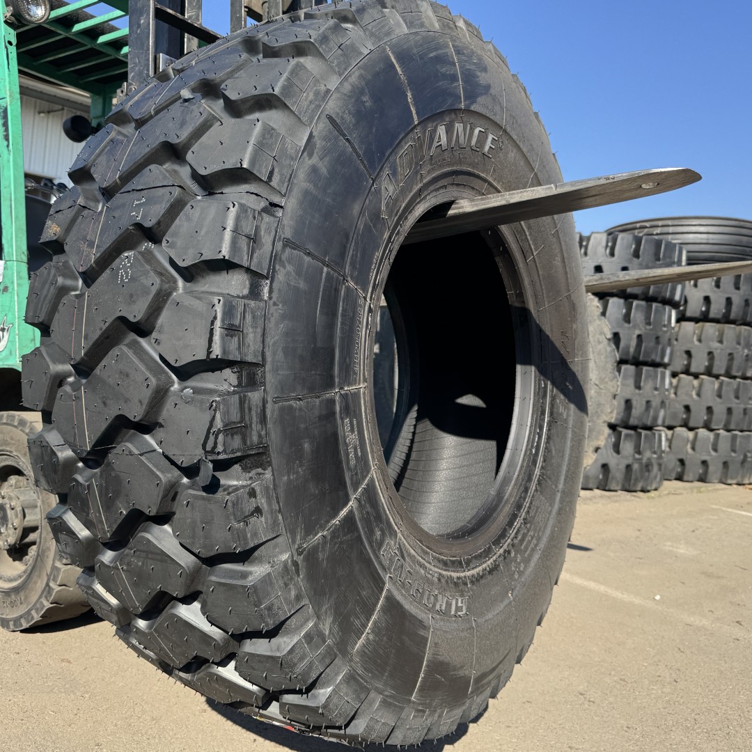 <font color='#da2127' font size ='2'><b>20.5R25 Advance OTR Tire E-3 L-3 G-3 GLR09 2-Star </font></b><br><font size ='1' color='grey'>CONDITION: </font><font size ='2'>New<br><font size ='1' color='grey'>TREAD DEPTH:</font><font size ='2'> 41/32nds<br><font size ='1' color='grey'>DETAILS:</font><font size ='2'> Unused<br><font size ='1' color='grey'>REF #:</font><font size ='2'> LS045<br><font size ='1' color='grey'>LOCATION:</font><font size ='2'> Fowler, CA