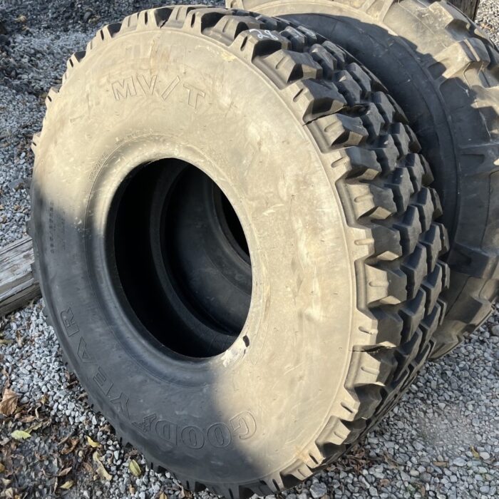 <font color='#da2127' font size ='2'><b>395/85R20 Goodyear OTR Tire M-3 Off-Road MV/T Military  158K </font></b><br><font size ='1' color='grey'>CONDITION: </font><font size ='2'>Used<br><font size ='1' color='grey'>TREAD DEPTH:</font><font size ='2'>  22/32nds<br><font size ='1' color='grey'>DETAILS:</font><font size ='2'> Clean, 2012, Minor Brake Spot<br><font size ='1' color='grey'>REF #:</font><font size ='2'> P28512<br><font size ='1' color='grey'>LOCATION:</font><font size ='2'> Fowler, CA