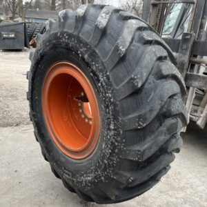 <font color='#da2127' font size ='2'><b>20.5X25 Bridgestone OTR Tire E-2 L-2 G-2 Fast Grip 16-Ply </font></b><br><font size ='1' color='grey'>CONDITION: </font><font size ='2'>New<br><font size ='1' color='grey'>TREAD DEPTH:</font><font size ='2'>  35/32nds<br><font size ='1' color='grey'>DETAILS:</font><font size ='2'> Unused, On Rim<br><font size ='1' color='grey'>REF #:</font><font size ='2'> P35695<br><font size ='1' color='grey'>LOCATION:</font><font size ='2'> Fowler, CA