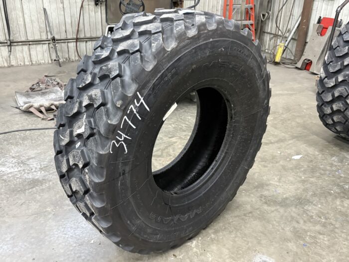 <font color='#da2127' font size ='2'><b>17.5R25 Maxam OTR Tire E-2 G-2 L-2 MS203 1-Star </font></b><br><font size ='1' color='grey'>CONDITION: </font><font size ='2'>New<br><font size ='1' color='grey'>TREAD DEPTH:</font><font size ='2'>  32/32nds<br><font size ='1' color='grey'>DETAILS:</font><font size ='2'> Unused<br><font size ='1' color='grey'>REF #:</font><font size ='2'> G34774<br><font size ='1' color='grey'>LOCATION:</font><font size ='2'> St. Louis, MO
