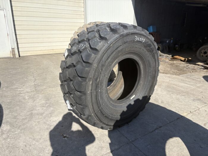 <font color='#da2127' font size ='2'><b>775/65R29 Maxam OTR Tire E-3+ L-3+ MS302 2-Star </font></b><br><font size ='1' color='grey'>CONDITION: </font><font size ='2'>New<br><font size ='1' color='grey'>TREAD DEPTH:</font><font size ='2'>  58/32nds<br><font size ='1' color='grey'>DETAILS:</font><font size ='2'> Unused<br><font size ='1' color='grey'>REF #:</font><font size ='2'> G34843<br><font size ='1' color='grey'>LOCATION:</font><font size ='2'> St. Louis, MO