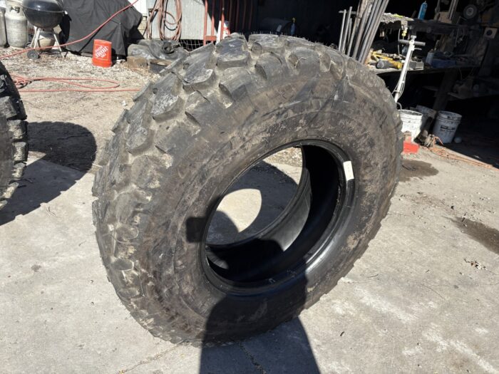 <font color='#da2127' font size ='2'><b>15.5R25 Michelin OTR Tire E-3 L-3 XHA 1-Star </font></b><br><font size ='1' color='grey'>CONDITION: </font><font size ='2'>New-Take-Off<br><font size ='1' color='grey'>TREAD DEPTH:</font><font size ='2'>  32/32nds<br><font size ='1' color='grey'>DETAILS:</font><font size ='2'> Clean<br><font size ='1' color='grey'>REF #:</font><font size ='2'> G34852<br><font size ='1' color='grey'>LOCATION:</font><font size ='2'> St. Louis, MO