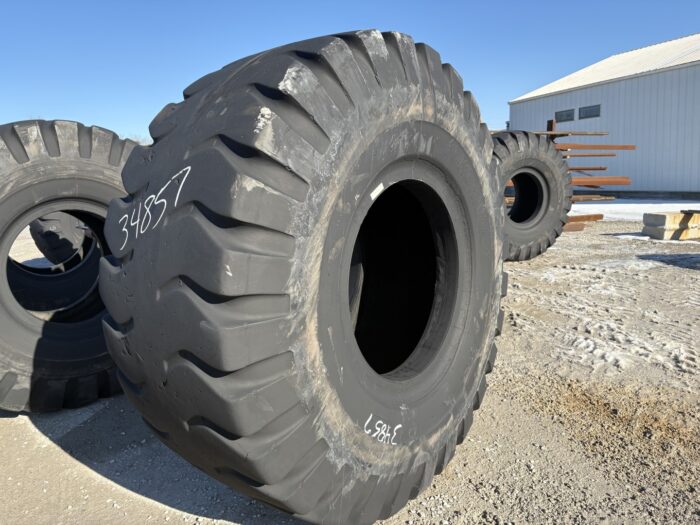 <font color='#da2127' font size ='2'><b>37.5X39 Yokohama OTR Tire E-3 L-3 G-3 IND-3 Y67 52-Ply </font></b><br><font size ='1' color='grey'>CONDITION: </font><font size ='2'>Used<br><font size ='1' color='grey'>TREAD DEPTH:</font><font size ='2'>  20/32nds<br><font size ='1' color='grey'>DETAILS:</font><font size ='2'> 1-Tread Section (Small)<br><font size ='1' color='grey'>REF #:</font><font size ='2'> G34857<br><font size ='1' color='grey'>LOCATION:</font><font size ='2'> St. Louis, MO