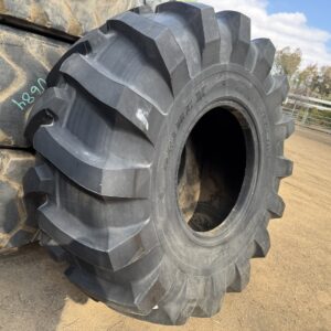 <font color='#da2127' font size ='2'><b>28LX26 Prime-X OTR Tire LS-2 LogStomper 20-Ply </font></b><br><font size ='1' color='grey'>CONDITION: </font><font size ='2'>New<br><font size ='1' color='grey'>TREAD DEPTH:</font><font size ='2'>  69/32nds<br><font size ='1' color='grey'>DETAILS:</font><font size ='2'> Unused<br><font size ='1' color='grey'>REF #:</font><font size ='2'> Z182<br><font size ='1' color='grey'>LOCATION:</font><font size ='2'> San Jacinto, CA