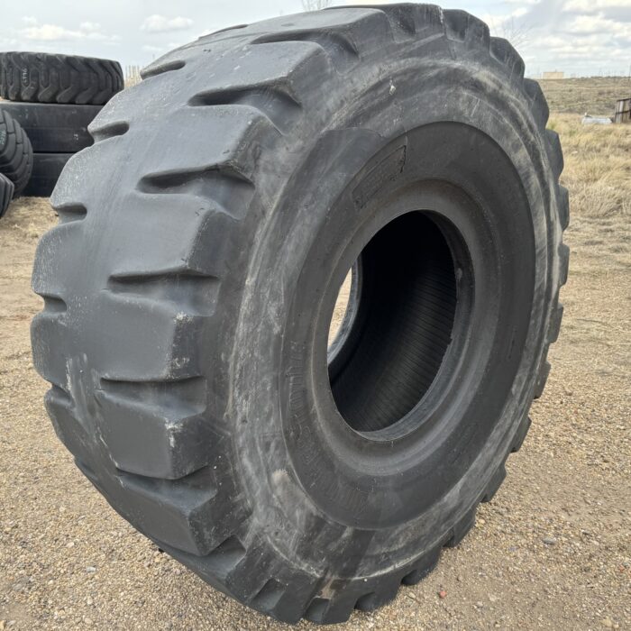 <font color='#da2127' font size ='2'><b>29.5R29 Bridgestone OTR Tire L-5 VSDL 2-Star </font></b><br><font size ='1' color='grey'>CONDITION: </font><font size ='2'>Used<br><font size ='1' color='grey'>TREAD DEPTH:</font><font size ='2'>  52/32nds<br><font size ='1' color='grey'>DETAILS:</font><font size ='2'> Clean<br><font size ='1' color='grey'>REF #:</font><font size ='2'> D285<br><font size ='1' color='grey'>LOCATION:</font><font size ='2'> Amarillo, TX