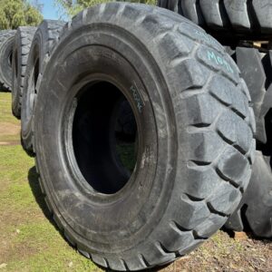 <font color='#da2127' font size ='2'><b>20.5R25 Bridgestone OTR Tire E-3 L-3 VMT 1-Star </font></b><br><font size ='1' color='grey'>CONDITION: </font><font size ='2'>Used<br><font size ='1' color='grey'>TREAD DEPTH:</font><font size ='2'>  24/32nds<br><font size ='1' color='grey'>DETAILS:</font><font size ='2'> Clean<br><font size ='1' color='grey'>REF #:</font><font size ='2'> M096<br><font size ='1' color='grey'>LOCATION:</font><font size ='2'> San Jacinto, CA