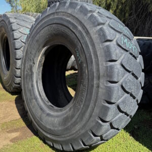 <font color='#da2127' font size ='2'><b>20.5R25 Bridgestone OTR Tire E-3 L-3 VMT 1-Star </font></b><br><font size ='1' color='grey'>CONDITION: </font><font size ='2'>Used<br><font size ='1' color='grey'>TREAD DEPTH:</font><font size ='2'>  25/32nds<br><font size ='1' color='grey'>DETAILS:</font><font size ='2'> Clean<br><font size ='1' color='grey'>REF #:</font><font size ='2'> M097<br><font size ='1' color='grey'>LOCATION:</font><font size ='2'> San Jacinto, CA