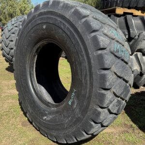 <font color='#da2127' font size ='2'><b>20.5R25 Bridgestone OTR Tire E-3 L-3 VMT 1-Star </font></b><br><font size ='1' color='grey'>CONDITION: </font><font size ='2'>Used<br><font size ='1' color='grey'>TREAD DEPTH:</font><font size ='2'>  24/32nds<br><font size ='1' color='grey'>DETAILS:</font><font size ='2'> Clean<br><font size ='1' color='grey'>REF #:</font><font size ='2'> M098<br><font size ='1' color='grey'>LOCATION:</font><font size ='2'> San Jacinto, CA