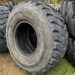 <font color='#da2127' font size ='2'><b>20.5R25 Bridgestone OTR Tire E-2 VKT 1-Star </font></b><br><font size ='1' color='grey'>CONDITION: </font><font size ='2'>Used<br><font size ='1' color='grey'>TREAD DEPTH:</font><font size ='2'>  18/32nds<br><font size ='1' color='grey'>DETAILS:</font><font size ='2'> Clean<br><font size ='1' color='grey'>REF #:</font><font size ='2'> U741<br><font size ='1' color='grey'>LOCATION:</font><font size ='2'> San Jacinto, CA