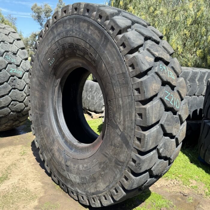 <font color='#da2127' font size ='2'><b>24.00R35 Triangle OTR Tire E-4 TB526S 2-Star </font></b><br><font size ='1' color='grey'>CONDITION: </font><font size ='2'>Used<br><font size ='1' color='grey'>TREAD DEPTH:</font><font size ='2'>  54/32nds<br><font size ='1' color='grey'>DETAILS:</font><font size ='2'> Clean<br><font size ='1' color='grey'>REF #:</font><font size ='2'> Z210<br><font size ='1' color='grey'>LOCATION:</font><font size ='2'> San Jacinto, CA