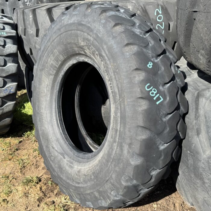 <font color='#da2127' font size ='2'><b>14.00R24 Bridgestone OTR Tire E-2 L-2 G-2 VUT 1-Star </font></b><br><font size ='1' color='grey'>CONDITION: </font><font size ='2'>Used<br><font size ='1' color='grey'>TREAD DEPTH:</font><font size ='2'>  12/32nds<br><font size ='1' color='grey'>DETAILS:</font><font size ='2'> Aged, Weathered, 1-Tread Plug<br><font size ='1' color='grey'>REF #:</font><font size ='2'> U817<br><font size ='1' color='grey'>LOCATION:</font><font size ='2'> San Jacinto, CA