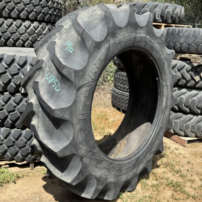 <font color='#da2127' font size ='2'><b>520/85R42 Goodyear OTR Tire R-2 Special Sure Grip 157A8 </font></b><br><font size ='1' color='grey'>CONDITION: </font><font size ='2'>Used<br><font size ='1' color='grey'>TREAD DEPTH:</font><font size ='2'>  38/32nds<br><font size ='1' color='grey'>DETAILS:</font><font size ='2'> Clean, Rough Bead, 20.8R42<br><font size ='1' color='grey'>REF #:</font><font size ='2'> U850<br><font size ='1' color='grey'>LOCATION:</font><font size ='2'> San Jacinto, CA