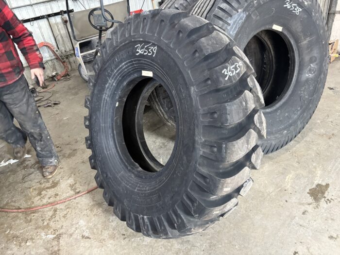 <font color='#da2127' font size ='2'><b>16.00X25 Alliance OTR Tire E-3 G-3 L-3 310 EM SPECIAL 32-Ply </font></b><br><font size ='1' color='grey'>CONDITION: </font><font size ='2'>New<br><font size ='1' color='grey'>TREAD DEPTH:</font><font size ='2'>  44/32nds<br><font size ='1' color='grey'>DETAILS:</font><font size ='2'> Unused<br><font size ='1' color='grey'>REF #:</font><font size ='2'> G36539<br><font size ='1' color='grey'>LOCATION:</font><font size ='2'> St. Louis, MO