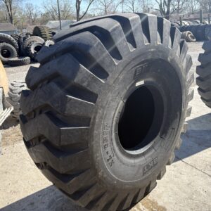 <font color='#da2127' font size ='2'><b>29.5X25 BKT OTR Tire E-3 L-3 XL Grip 28-Ply </font></b><br><font size ='1' color='grey'>CONDITION: </font><font size ='2'>New<br><font size ='1' color='grey'>TREAD DEPTH:</font><font size ='2'>  54/32nds<br><font size ='1' color='grey'>DETAILS:</font><font size ='2'> Unused<br><font size ='1' color='grey'>REF #:</font><font size ='2'> G36589<br><font size ='1' color='grey'>LOCATION:</font><font size ='2'> St. Louis, MO