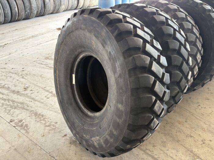 <font color='#da2127' font size ='2'><b>16.00R21 Goodyear  OTR Tire E-3 L-3 G-3 AT2A AT-2A M </font></b><br><font size ='1' color='grey'>CONDITION: </font><font size ='2'>Used <br><font size ='1' color='grey'>TREAD DEPTH:</font><font size ='2'>  29/32nds<br><font size ='1' color='grey'>DETAILS:</font><font size ='2'> Clean<br><font size ='1' color='grey'>REF #:</font><font size ='2'> G36672<br><font size ='1' color='grey'>LOCATION:</font><font size ='2'> St. Louis, MO