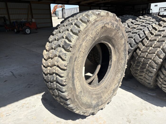 <font color='#da2127' font size ='2'><b>395/85R20 Goodyear  OTR Tire E-3 L-3 G-3 AT2A AT-2A G </font></b><br><font size ='1' color='grey'>CONDITION: </font><font size ='2'>Used <br><font size ='1' color='grey'>TREAD DEPTH:</font><font size ='2'>  21/32nds<br><font size ='1' color='grey'>DETAILS:</font><font size ='2'> Clean, 2009<br><font size ='1' color='grey'>REF #:</font><font size ='2'> G36673<br><font size ='1' color='grey'>LOCATION:</font><font size ='2'> St. Louis, MO