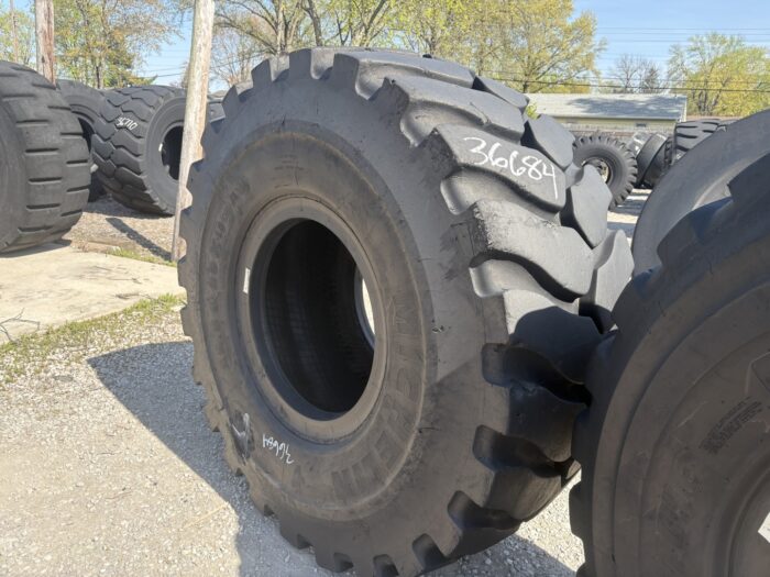 <font color='#da2127' font size ='2'><b>29.5R29 Michelin OTR Tire L-5 XLDD2 1-Star </font></b><br><font size ='1' color='grey'>CONDITION: </font><font size ='2'>Used<br><font size ='1' color='grey'>TREAD DEPTH:</font><font size ='2'>  56/32nds<br><font size ='1' color='grey'>DETAILS:</font><font size ='2'> Clean, Minor Rock Cuts, Bead Spot<br><font size ='1' color='grey'>REF #:</font><font size ='2'> G36684<br><font size ='1' color='grey'>LOCATION:</font><font size ='2'> St. Louis, MO