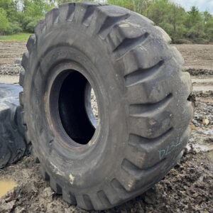 <font color='#da2127' font size ='2'><b>29.5X29 General OTR Tire L-4 LD150 28-Ply </font></b><br><font size ='1' color='grey'>CONDITION: </font><font size ='2'>Used<br><font size ='1' color='grey'>TREAD DEPTH:</font><font size ='2'>  30/32nds<br><font size ='1' color='grey'>DETAILS:</font><font size ='2'> Clean<br><font size ='1' color='grey'>REF #:</font><font size ='2'> D232<br><font size ='1' color='grey'>LOCATION:</font><font size ='2'> Canonsburg, PA