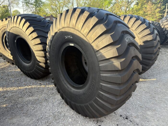 <font color='#da2127' font size ='2'><b>29.5R29 Goodyear OTR Tire E-2 L-2 G-2 RL2F 2-Star </font></b><br><font size ='1' color='grey'>CONDITION: </font><font size ='2'>Used-Low-Hour<br><font size ='1' color='grey'>TREAD DEPTH:</font><font size ='2'>  43/32nds<br><font size ='1' color='grey'>DETAILS:</font><font size ='2'> Clean, Nice Tire<br><font size ='1' color='grey'>REF #:</font><font size ='2'> G36792<br><font size ='1' color='grey'>LOCATION:</font><font size ='2'> St. Louis, MO