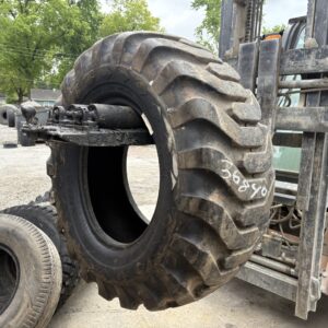 <font color='#da2127' font size ='2'><b>17.5X25 Goodyear OTR Tire E-2 L-2 G-2 SGL Sure Grip Lug 12-Ply </font></b><br><font size ='1' color='grey'>CONDITION: </font><font size ='2'>New<br><font size ='1' color='grey'>TREAD DEPTH:</font><font size ='2'>  32/32nds<br><font size ='1' color='grey'>DETAILS:</font><font size ='2'> Unused<br><font size ='1' color='grey'>REF #:</font><font size ='2'> G36840<br><font size ='1' color='grey'>LOCATION:</font><font size ='2'> St. Louis, MO