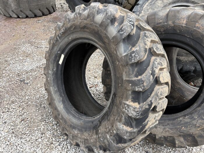 <font color='#da2127' font size ='2'><b>17.5X25 Goodyear OTR Tire E-2 L-2 G-2 SGL Sure Grip Lug 12-Ply </font></b><br><font size ='1' color='grey'>CONDITION: </font><font size ='2'>New<br><font size ='1' color='grey'>TREAD DEPTH:</font><font size ='2'>  32/32nds<br><font size ='1' color='grey'>DETAILS:</font><font size ='2'> Unused<br><font size ='1' color='grey'>REF #:</font><font size ='2'> G36842<br><font size ='1' color='grey'>LOCATION:</font><font size ='2'> St. Louis, MO