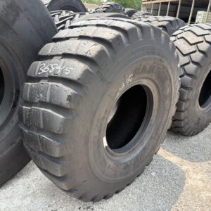 <font color='#da2127' font size ='2'><b>23.5R25 Samson OTR Tire E-3 GL902 2-Star </font></b><br><font size ='1' color='grey'>CONDITION: </font><font size ='2'>Used<br><font size ='1' color='grey'>TREAD DEPTH:</font><font size ='2'>  28/32nds<br><font size ='1' color='grey'>DETAILS:</font><font size ='2'> Clean, 2-Patches, Sidewall Cuts<br><font size ='1' color='grey'>REF #:</font><font size ='2'> G36845<br><font size ='1' color='grey'>LOCATION:</font><font size ='2'> St. Louis, MO