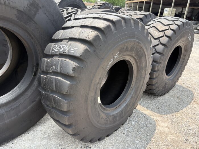 <font color='#da2127' font size ='2'><b>23.5R25 Samson OTR Tire E-3 GL902 2-Star </font></b><br><font size ='1' color='grey'>CONDITION: </font><font size ='2'>Used<br><font size ='1' color='grey'>TREAD DEPTH:</font><font size ='2'>  28/32nds<br><font size ='1' color='grey'>DETAILS:</font><font size ='2'> Clean, 2-Patches, Sidewall Cuts<br><font size ='1' color='grey'>REF #:</font><font size ='2'> G36845<br><font size ='1' color='grey'>LOCATION:</font><font size ='2'> St. Louis, MO