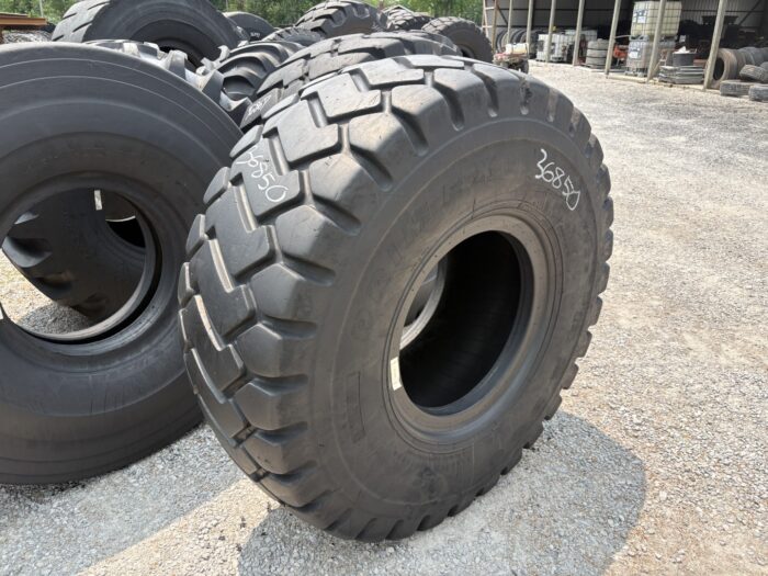 <font color='#da2127' font size ='2'><b>23.5R25 Prime-X OTR Tire E-3 RS300 2-Star </font></b><br><font size ='1' color='grey'>CONDITION: </font><font size ='2'>Used<br><font size ='1' color='grey'>TREAD DEPTH:</font><font size ='2'>  28/32nds<br><font size ='1' color='grey'>DETAILS:</font><font size ='2'> 1-Sidewall Section<br><font size ='1' color='grey'>REF #:</font><font size ='2'> G36850<br><font size ='1' color='grey'>LOCATION:</font><font size ='2'> St. Louis, MO