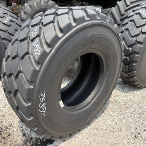 <font color='#da2127' font size ='2'><b>555/70R25 Michelin OTR Tire L-3 XLD70-1 1-Star </font></b><br><font size ='1' color='grey'>CONDITION: </font><font size ='2'>Used-Low-Hour<br><font size ='1' color='grey'>TREAD DEPTH:</font><font size ='2'>  42/32nds<br><font size ='1' color='grey'>DETAILS:</font><font size ='2'> Clean<br><font size ='1' color='grey'>REF #:</font><font size ='2'> G36852<br><font size ='1' color='grey'>LOCATION:</font><font size ='2'> St. Louis, MO