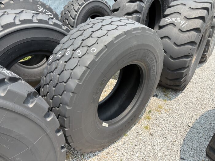 <font color='#da2127' font size ='2'><b>445/80R25 Michelin OTR Tire E-2 L-2 G-2 Crane XGC 170E </font></b><br><font size ='1' color='grey'>CONDITION: </font><font size ='2'>Used<br><font size ='1' color='grey'>TREAD DEPTH:</font><font size ='2'>  16/32nds<br><font size ='1' color='grey'>DETAILS:</font><font size ='2'> Clean, 2009 (17.5R25)<br><font size ='1' color='grey'>REF #:</font><font size ='2'> G36860<br><font size ='1' color='grey'>LOCATION:</font><font size ='2'> St. Louis, MO