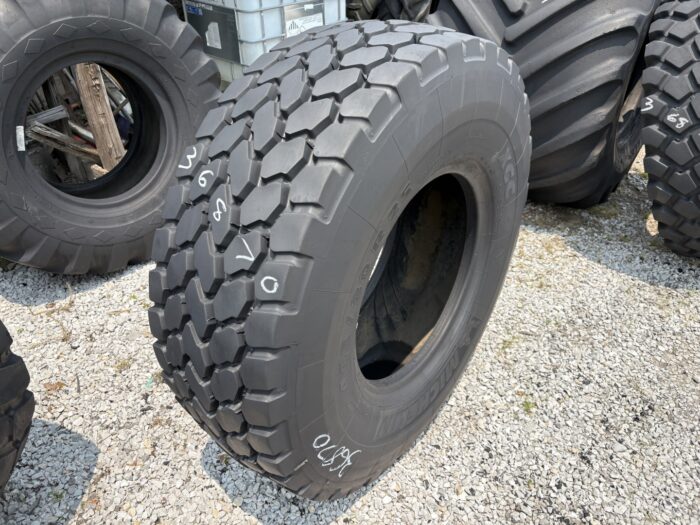 <font color='#da2127' font size ='2'><b>445/80R25 Michelin OTR Tire E-2 L-2 G-2 Crane XGC 170E </font></b><br><font size ='1' color='grey'>CONDITION: </font><font size ='2'>Used<br><font size ='1' color='grey'>TREAD DEPTH:</font><font size ='2'>  27/32nds<br><font size ='1' color='grey'>DETAILS:</font><font size ='2'> Clean, 2008 (17.5R25)<br><font size ='1' color='grey'>REF #:</font><font size ='2'> G36870<br><font size ='1' color='grey'>LOCATION:</font><font size ='2'> St. Louis, MO