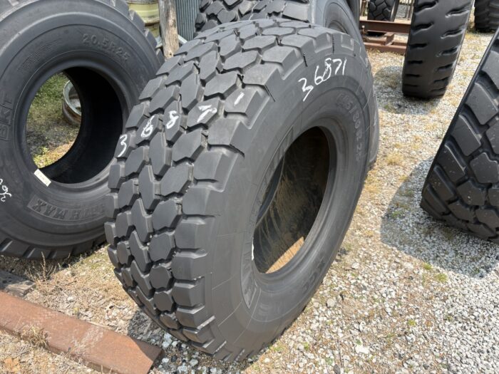 <font color='#da2127' font size ='2'><b>445/80R25 Michelin OTR Tire E-2 L-2 G-2 Crane XGC 170E </font></b><br><font size ='1' color='grey'>CONDITION: </font><font size ='2'>Used<br><font size ='1' color='grey'>TREAD DEPTH:</font><font size ='2'>  30/32nds<br><font size ='1' color='grey'>DETAILS:</font><font size ='2'> Clean, 2008 (17.5R25)<br><font size ='1' color='grey'>REF #:</font><font size ='2'> G36871<br><font size ='1' color='grey'>LOCATION:</font><font size ='2'> St. Louis, MO