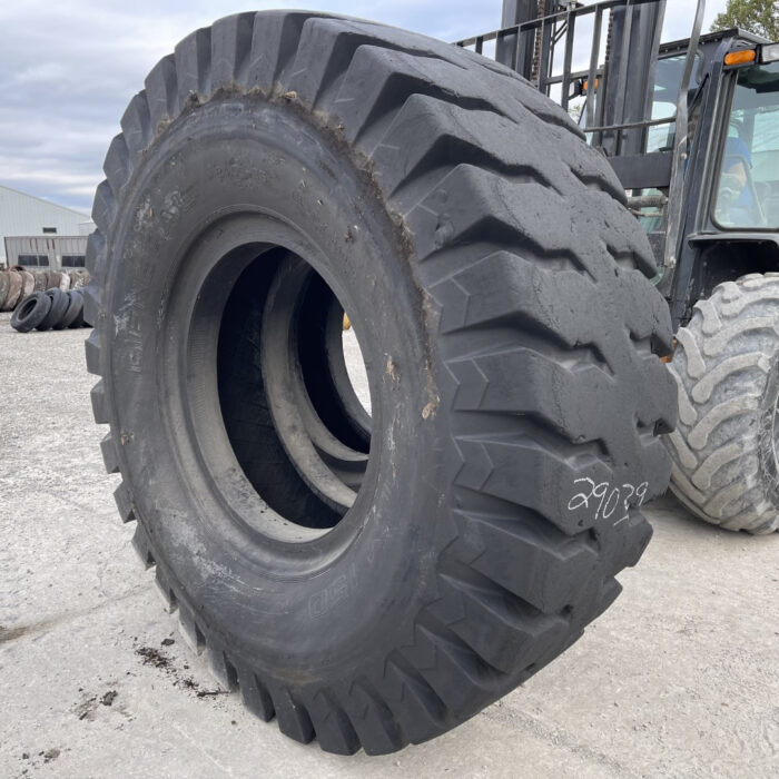 <font color='#da2127' font size ='2'><b>24.00X35 General OTR Tire E-4 CM150 CM 150 42-Ply </font></b><br><font size ='1' color='grey'>CONDITION: </font><font size ='2'>Retread-Used<br><font size ='1' color='grey'>TREAD DEPTH:</font><font size ='2'>  44/32nds<br><font size ='1' color='grey'>DETAILS:</font><font size ='2'> Clean<br><font size ='1' color='grey'>REF #:</font><font size ='2'> P29039<br><font size ='1' color='grey'>LOCATION:</font><font size ='2'> Nora, VA