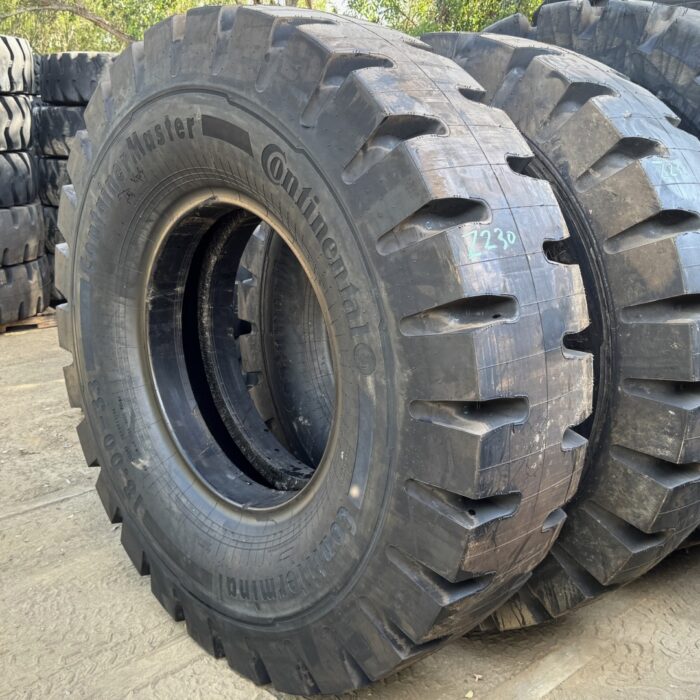<font color='#da2127' font size ='2'><b>18.00X33 Continental OTR Tire E-4 IND-4 Container Master 40-Ply </font></b><br><font size ='1' color='grey'>CONDITION: </font><font size ='2'>New<br><font size ='1' color='grey'>TREAD DEPTH:</font><font size ='2'>  86/32nds<br><font size ='1' color='grey'>DETAILS:</font><font size ='2'> Unused<br><font size ='1' color='grey'>REF #:</font><font size ='2'> Z230<br><font size ='1' color='grey'>LOCATION:</font><font size ='2'> San Jacinto, CA