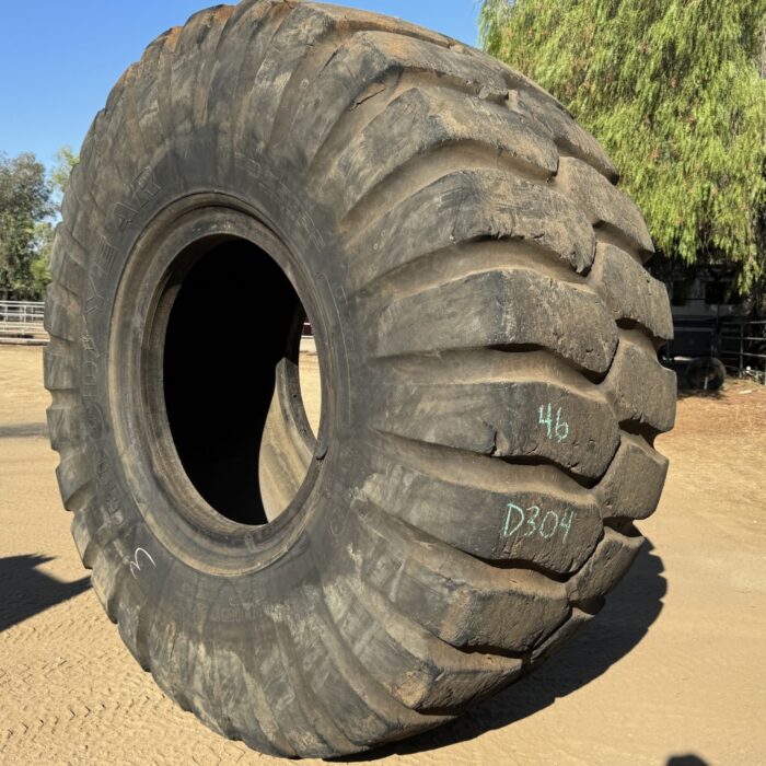 <font color='#da2127' font size ='2'><b>33.25R35 Goodyear OTR Tire E-3 RL3J 2-Star </font></b><br><font size ='1' color='grey'>CONDITION: </font><font size ='2'>Used<br><font size ='1' color='grey'>TREAD DEPTH:</font><font size ='2'>  46/32nds<br><font size ='1' color='grey'>DETAILS:</font><font size ='2'> Clean<br><font size ='1' color='grey'>REF #:</font><font size ='2'> D304<br><font size ='1' color='grey'>LOCATION:</font><font size ='2'> San Jacinto, CA