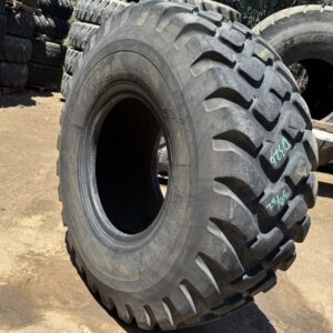 <font color='#da2127' font size ='2'><b>20.5R25 Michelin OTR Tire L-2 G-2 XTLA 1-Star </font></b><br><font size ='1' color='grey'>CONDITION: </font><font size ='2'>Used<br><font size ='1' color='grey'>TREAD DEPTH:</font><font size ='2'>  38/32nds<br><font size ='1' color='grey'>DETAILS:</font><font size ='2'> Clean, Mildly Weathered Tread<br><font size ='1' color='grey'>REF #:</font><font size ='2'> D326<br><font size ='1' color='grey'>LOCATION:</font><font size ='2'> San Jacinto, CA