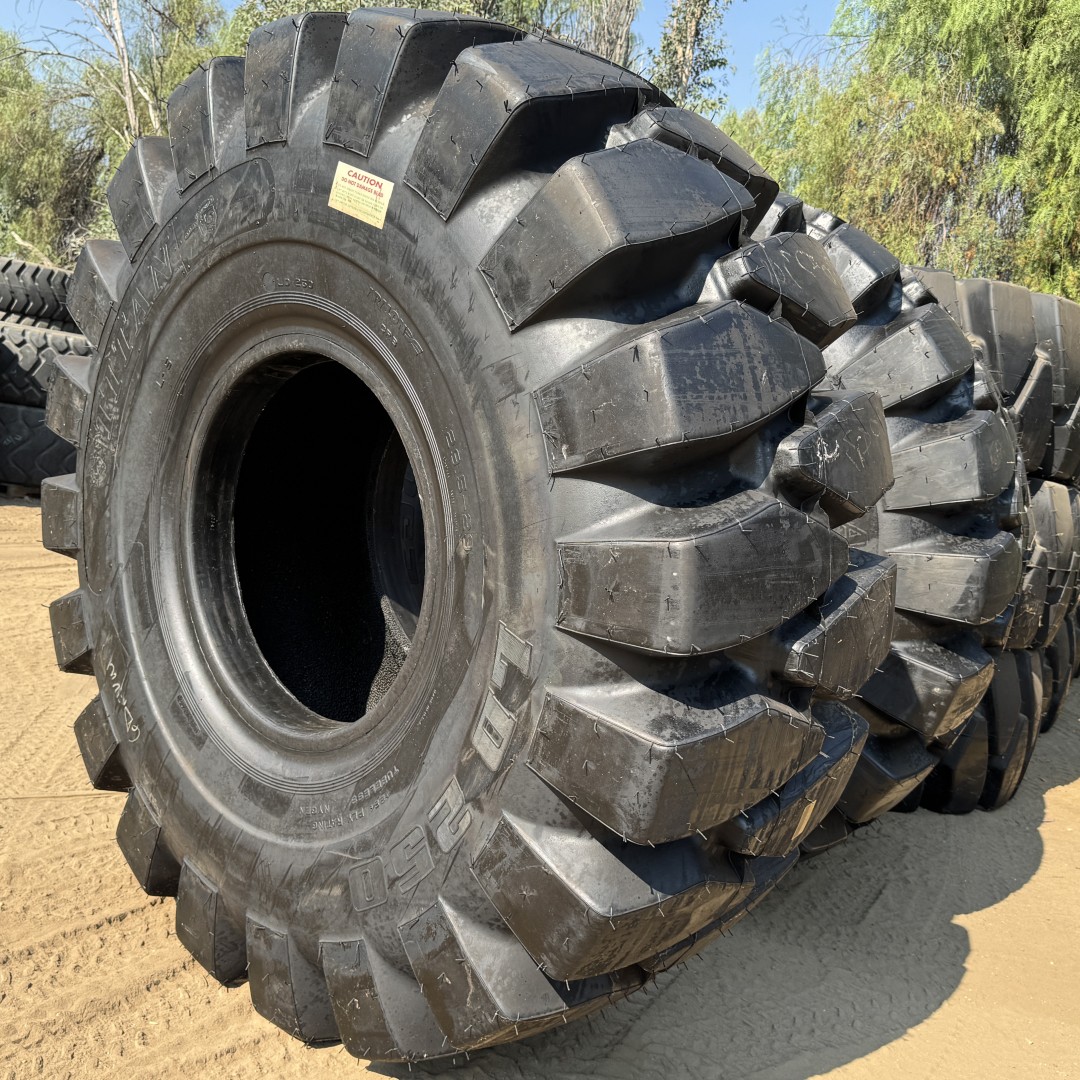 <font color='#da2127' font size ='2'><b>29.5X29 Titan OTR Tire L-5 LD250 28-Ply </font></b><br><font size ='1' color='grey'>CONDITION: </font><font size ='2'>New<br><font size ='1' color='grey'>TREAD DEPTH:</font><font size ='2'> 115/32nds<br><font size ='1' color='grey'>DETAILS:</font><font size ='2'> Unused<br><font size ='1' color='grey'>REF #:</font><font size ='2'> D345<br><font size ='1' color='grey'>LOCATION:</font><font size ='2'> San Jacinto, CA