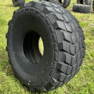 <font color='#da2127' font size ='2'><b>24R20.5 Michelin OTR Tire E-3 L-3 G-3 XR 16-Ply </font></b><br><font size ='1' color='grey'>CONDITION: </font><font size ='2'>Used<br><font size ='1' color='grey'>TREAD DEPTH:</font><font size ='2'>  20/32nds<br><font size ='1' color='grey'>DETAILS:</font><font size ='2'> Clean, 24X20.5<br><font size ='1' color='grey'>REF #:</font><font size ='2'> SK100<br><font size ='1' color='grey'>LOCATION:</font><font size ='2'> Saskatoon, SK