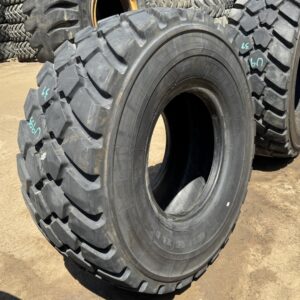<font color='#da2127' font size ='2'><b>550/65R25 Michelin OTR Tire L-3 XLD 1-Star </font></b><br><font size ='1' color='grey'>CONDITION: </font><font size ='2'>Used-Low-Hour<br><font size ='1' color='grey'>TREAD DEPTH:</font><font size ='2'>  39/32nds<br><font size ='1' color='grey'>DETAILS:</font><font size ='2'> Clean<br><font size ='1' color='grey'>REF #:</font><font size ='2'> U955<br><font size ='1' color='grey'>LOCATION:</font><font size ='2'> San Jacinto, CA