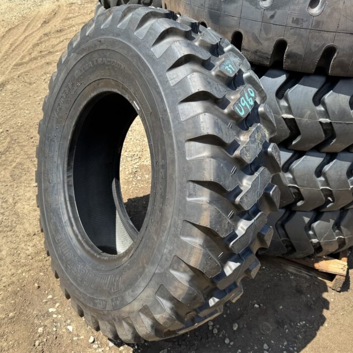 <font color='#da2127' font size ='2'><b>15.5R25 Bridgestone OTR Tire E-2 L-2 G-2 VUT 1-Star </font></b><br><font size ='1' color='grey'>CONDITION: </font><font size ='2'>New-Take-Off<br><font size ='1' color='grey'>TREAD DEPTH:</font><font size ='2'>  36/32nds<br><font size ='1' color='grey'>DETAILS:</font><font size ='2'> Clean<br><font size ='1' color='grey'>REF #:</font><font size ='2'> U960<br><font size ='1' color='grey'>LOCATION:</font><font size ='2'> San Jacinto, CA