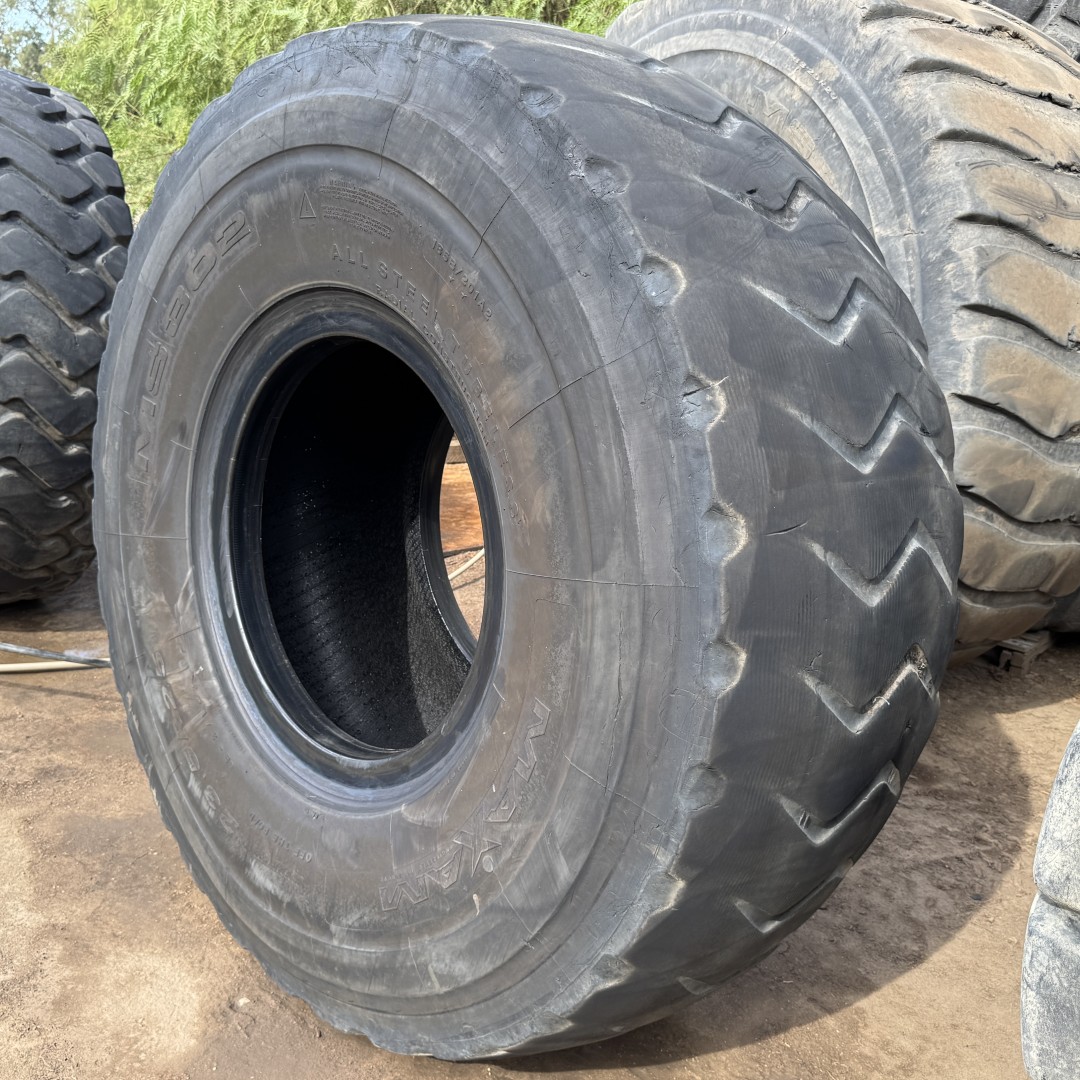 <font color='#da2127' font size ='2'><b>23.5R25 Maxam OTR Tire E-3+ L-3+ MS302 2-Star </font></b><br><font size ='1' color='grey'>CONDITION: </font><font size ='2'>Used<br><font size ='1' color='grey'>TREAD DEPTH:</font><font size ='2'> 8/32nds<br><font size ='1' color='grey'>DETAILS:</font><font size ='2'> Clean, Low Tread<br><font size ='1' color='grey'>REF #:</font><font size ='2'> U973<br><font size ='1' color='grey'>LOCATION:</font><font size ='2'> San Jacinto, CA