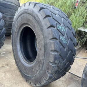 <font color='#da2127' font size ='2'><b>20.5R25 Titan OTR Tire E-3 L-3 MXL 1-Star </font></b><br><font size ='1' color='grey'>CONDITION: </font><font size ='2'>Used<br><font size ='1' color='grey'>TREAD DEPTH:</font><font size ='2'>  14/32nds<br><font size ='1' color='grey'>DETAILS:</font><font size ='2'> Clean, Low Tread, Minor Cuts on One Sidewall<br><font size ='1' color='grey'>REF #:</font><font size ='2'> U975<br><font size ='1' color='grey'>LOCATION:</font><font size ='2'> San Jacinto, CA