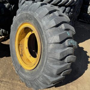 <font color='#da2127' font size ='2'><b>17.5X25 Power King OTR Tire L-2 Industrial Loader 12-Ply </font></b><br><font size ='1' color='grey'>CONDITION: </font><font size ='2'>Used<br><font size ='1' color='grey'>TREAD DEPTH:</font><font size ='2'>  31/32nds<br><font size ='1' color='grey'>DETAILS:</font><font size ='2'> Clean, On Rim<br><font size ='1' color='grey'>REF #:</font><font size ='2'> U984<br><font size ='1' color='grey'>LOCATION:</font><font size ='2'> San Jacinto, CA
