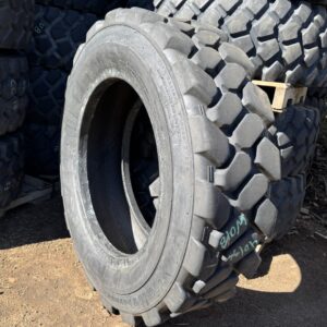 <font color='#da2127' font size ='2'><b>370/75X28 OTR OTR Tire Forklift Lightning 14-Ply </font></b><br><font size ='1' color='grey'>CONDITION: </font><font size ='2'>Used<br><font size ='1' color='grey'>TREAD DEPTH:</font><font size ='2'>  40/32nds<br><font size ='1' color='grey'>DETAILS:</font><font size ='2'> Clean<br><font size ='1' color='grey'>REF #:</font><font size ='2'> W018<br><font size ='1' color='grey'>LOCATION:</font><font size ='2'> San Jacinto, CA