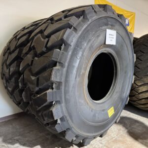 <font color='#da2127' font size ='2'><b>37.25R35 Michelin OTR Tire E-3 XTS 2-Star </font></b><br><font size ='1' color='grey'>CONDITION: </font><font size ='2'>New<br><font size ='1' color='grey'>TREAD DEPTH:</font><font size ='2'>  59/32nds<br><font size ='1' color='grey'>DETAILS:</font><font size ='2'> Unused<br><font size ='1' color='grey'>REF #:</font><font size ='2'> CC21<br><font size ='1' color='grey'>LOCATION:</font><font size ='2'> Tucson, AZ